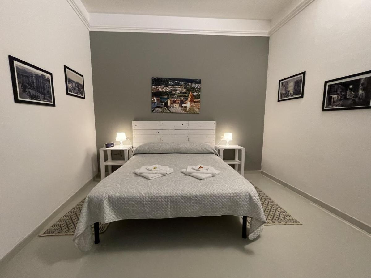 #Garibaldi 05 - Old Town Apartment ออลเบีย ภายนอก รูปภาพ